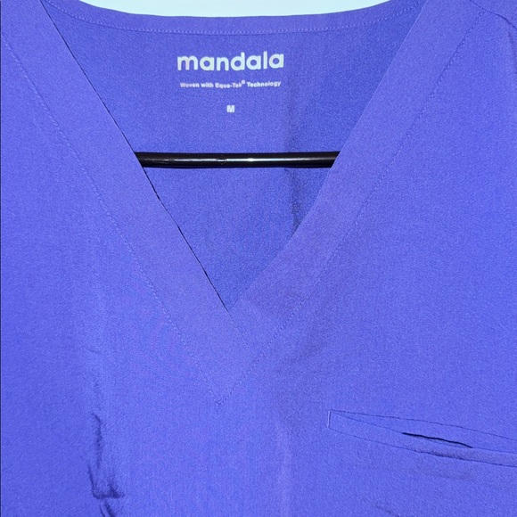 Mandala Scrub Set - Picture 2 of 3